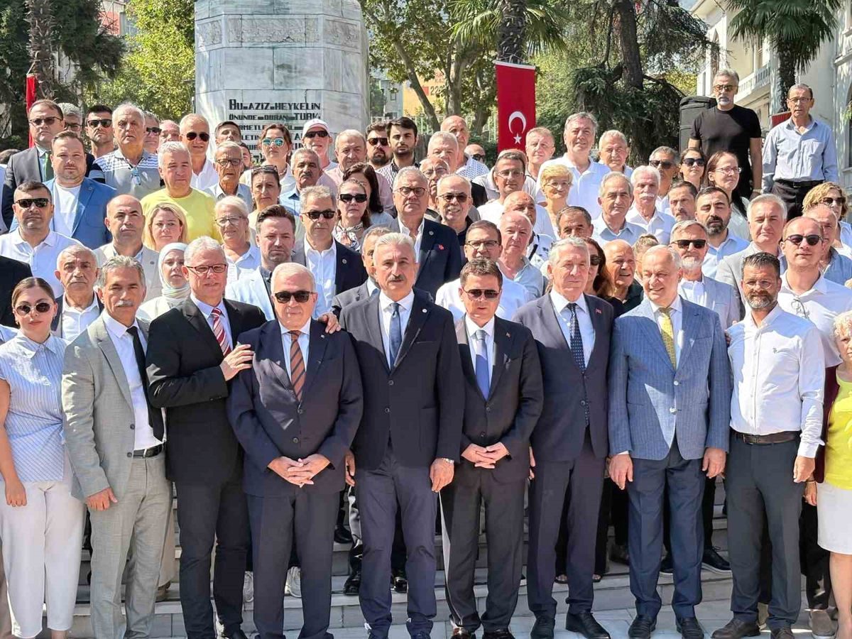 Bursa'da CHP'den ayrılan belediye başkanları hakkında detaylı bilgi ve gelişmeleri