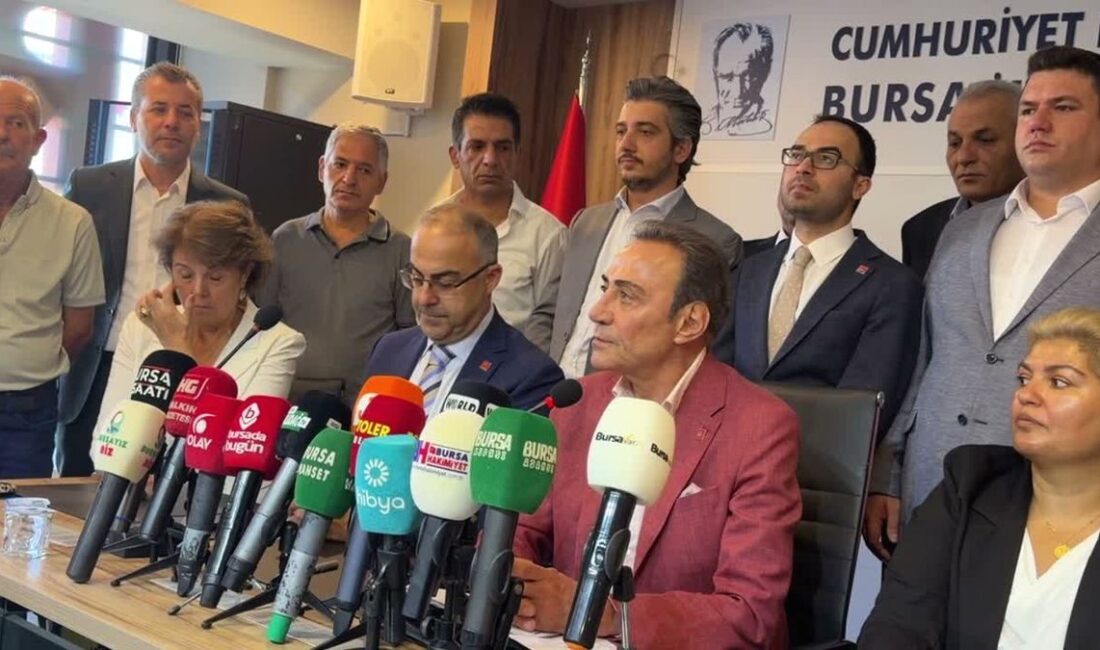 Bursa'da CHP içindeki parti içi tartışmalar dikkat çekiyor. Ayrıntılar ve