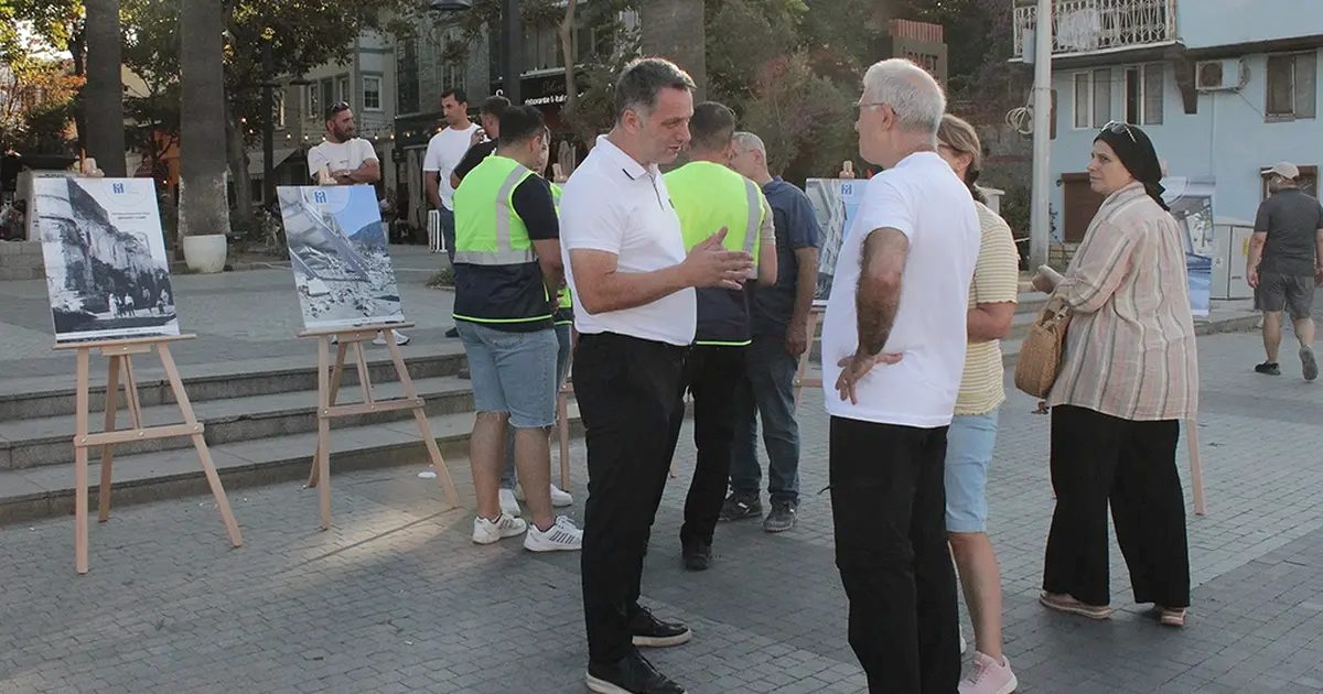 Bursa'da deprem farkındalık standı kuruldu. Toplumun bilinçlenmesini sağlamak amacıyla düzenlenen