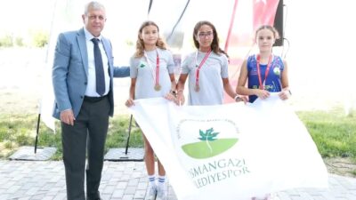 Bursa'da düzenlenen duatlon yarışları ile spor tutkunlarına heyecan dolu anlar