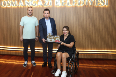 Bursa'da Engelli Kadın Ralli Pilotu Başarıları