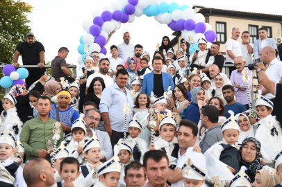 Bursa'da Geleneksel Sünnet Şöleni Düzenlendi