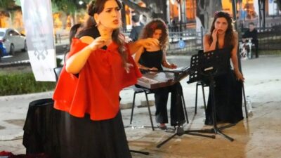 Bursa'da gerçekleştirilen hikâye ve müzik etkinliği, kültürel zenginliği ve sanat