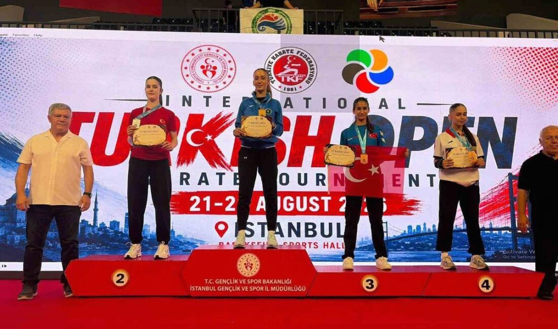 Bursa'da karate şampiyonu olan Naz Kayadere'nin başarı dolu hikayesi ve