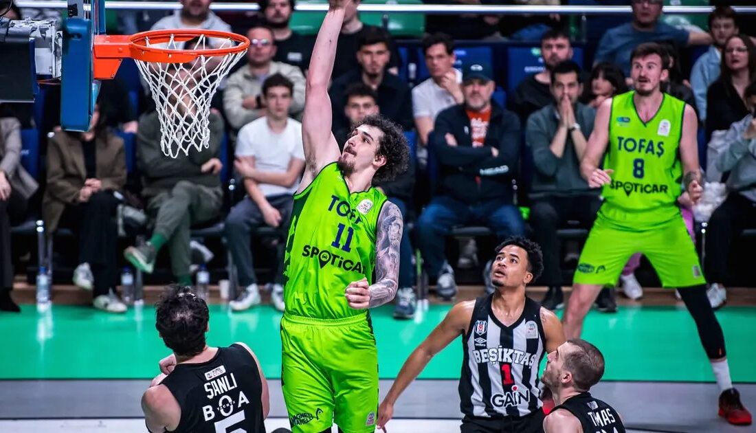 Bursa'da kombine yenileme dönemi başlamış olup, yerel halk ve spor