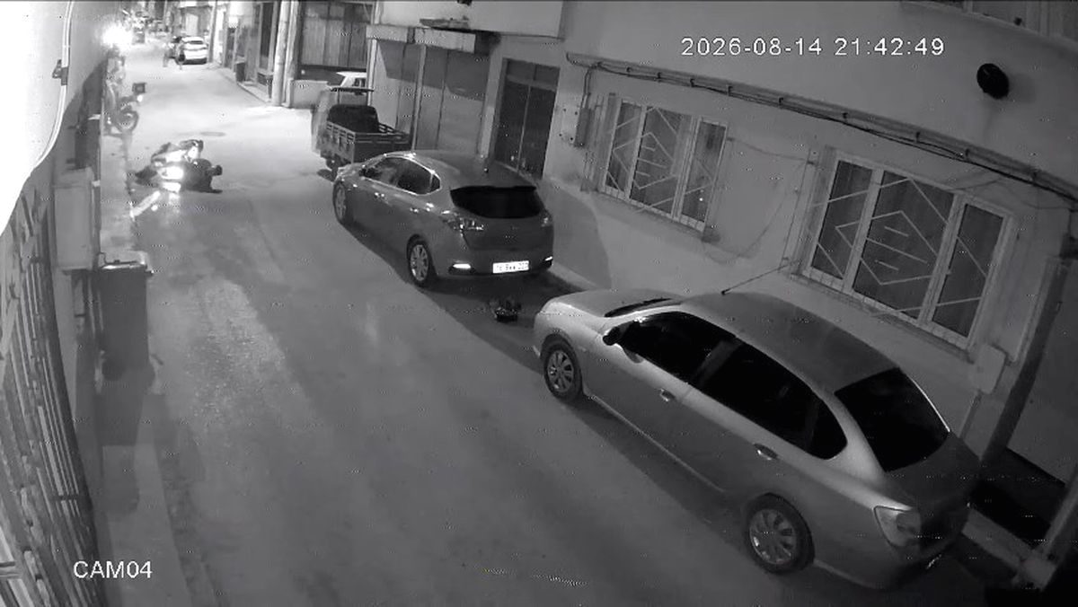 Bursa'da meydana gelen motosiklet kazasında 4 kişi yaralandı. Olayla ilgili