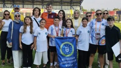 Bursa'da düzenlenen Okçuluk Şampiyonası ile heyecan dorukta. Başarı ve çekişmenin