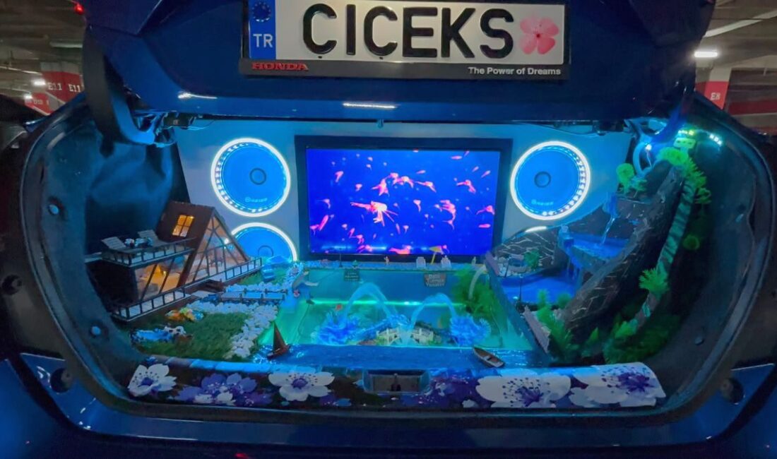 Bursa'da otomobilini gösterişli ve dikkat çekici hale getiren adamın ilginç