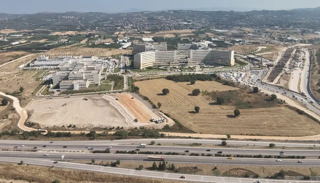 Bursa'da otopark sorununa kalıcı çözümler sunmak amacıyla gerçekleştirilen stratejik hamleleri