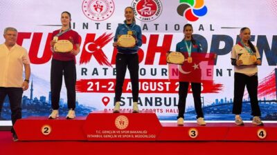 Bursa'da düzenlenen Uluslararası Karate Kupası'nda gururlu zafer elde eden sporcuların