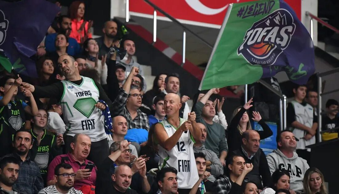 Bursa'da yeni sezon kombinesi satışta. En kaliteli ürünler uygun fiyatlarla
