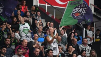 Bursa'da yeni sezon kombinesi satışta. En kaliteli ürünler uygun fiyatlarla