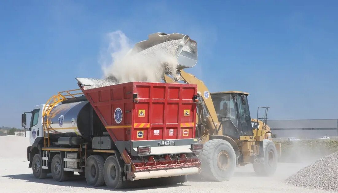 Bursa'da yeni ulaşım yolunun hizmete açılmasıyla şehir içi ulaşım daha