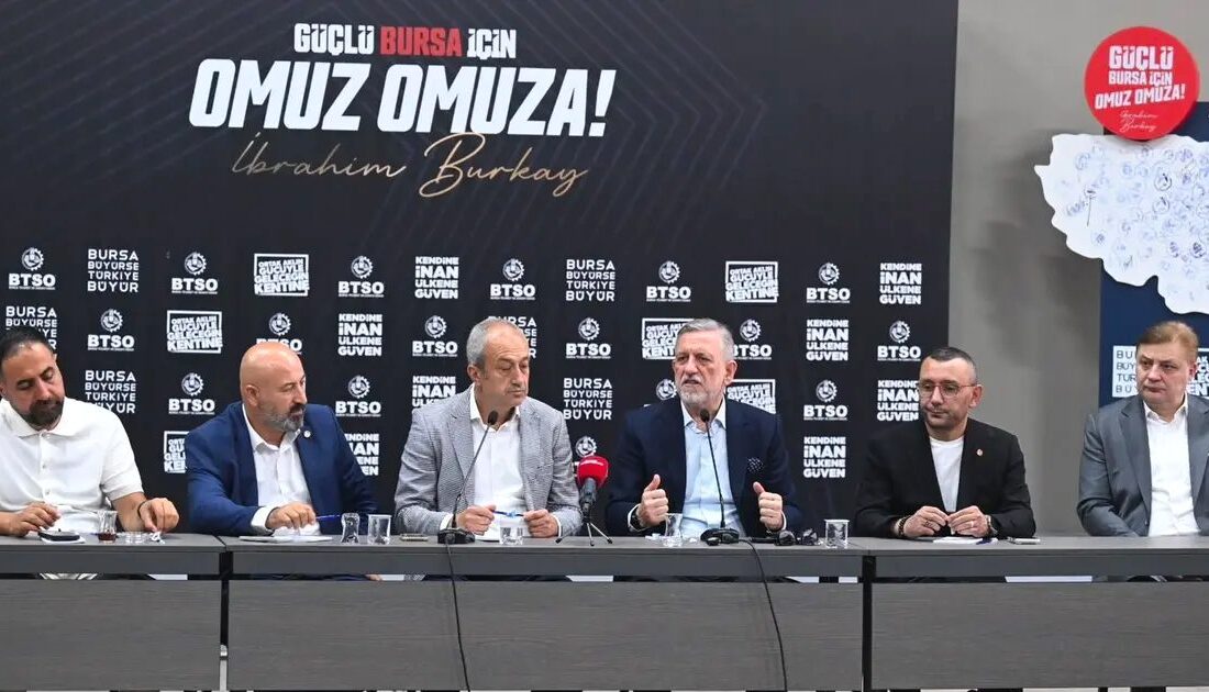 Bursa'da yolcu ve servis taşımacılığı alanında gerçekleştirilen toplantıyla sektörün geliştirilmesi