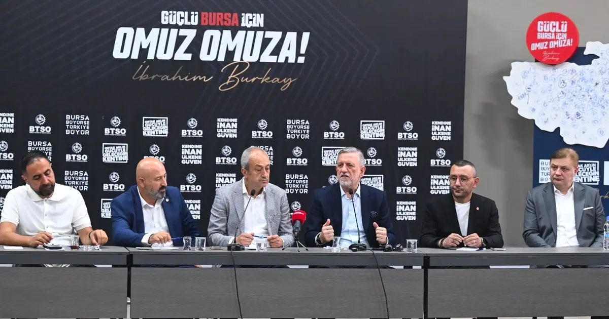 Bursa'da yolcu ve servis taşımacılığı alanında gerçekleştirilen toplantıyla sektörün geliştirilmesi