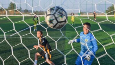 Bursa'daki Gençler Futbol Turnuvası hakkında detaylı bilgiler, katılım şartları ve