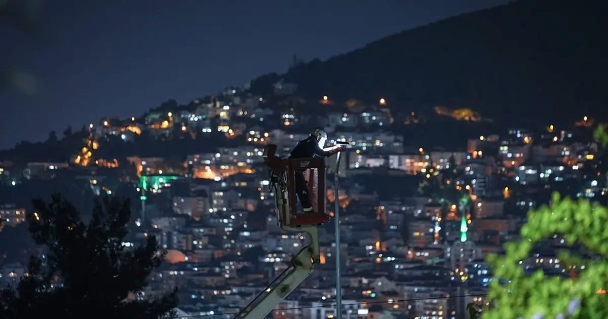 Bursa'nın elektrik altyapısında yapılan gelişmeler hakkında detaylı bilgi. Şehirdeki enerji