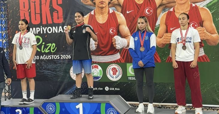 Bursa Büyükşehir Belediyespor Kulübü boksçuları, Rize'de gerçekleştirilen U23 Türkiye Ferdi