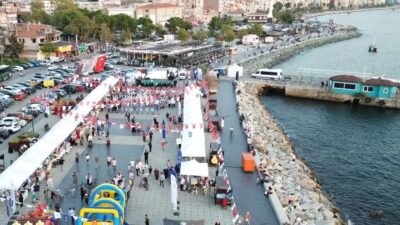 Gemlik'te Fethinin 700'üncü yılı nedeniyle düzenlenen kutlamalar, tarihimize ve kültürümüze