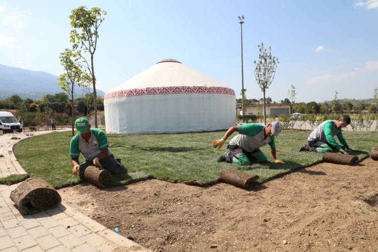 İnegöl'de DOSTUM Kamp Merkezi Genişliyor
