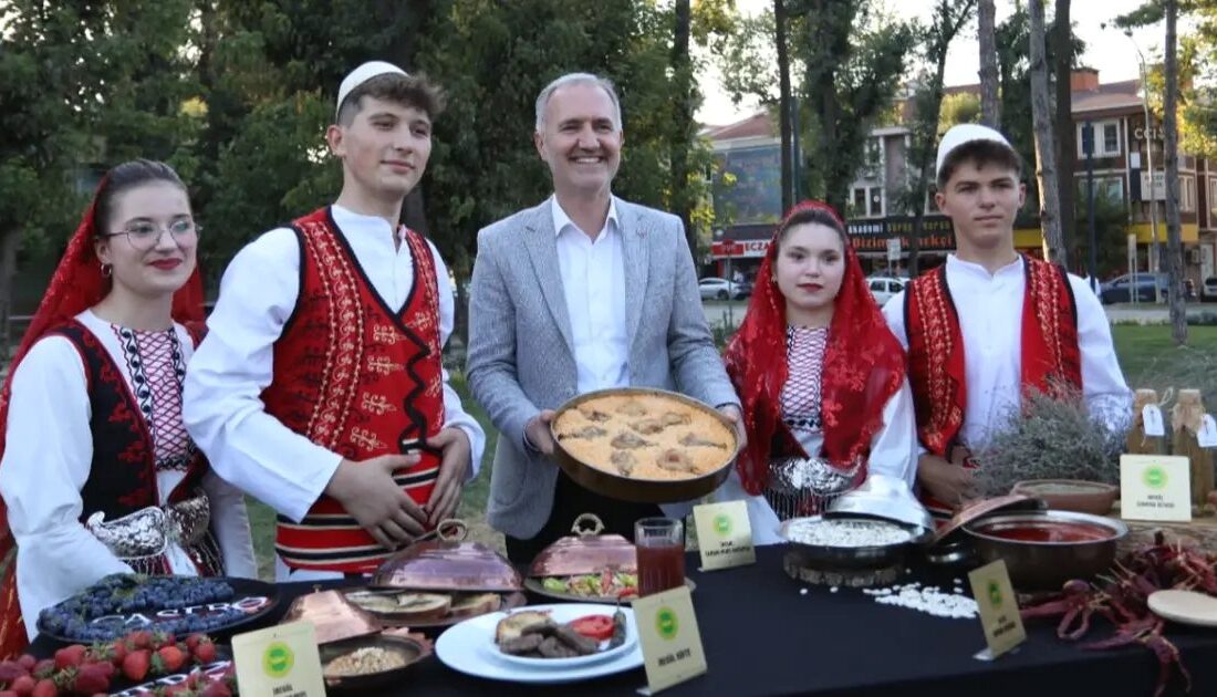 İnegöl'de gerçekleşen Gastronomi Festivali ile bölgenin zengin mutfağını tanıyın, lezzet