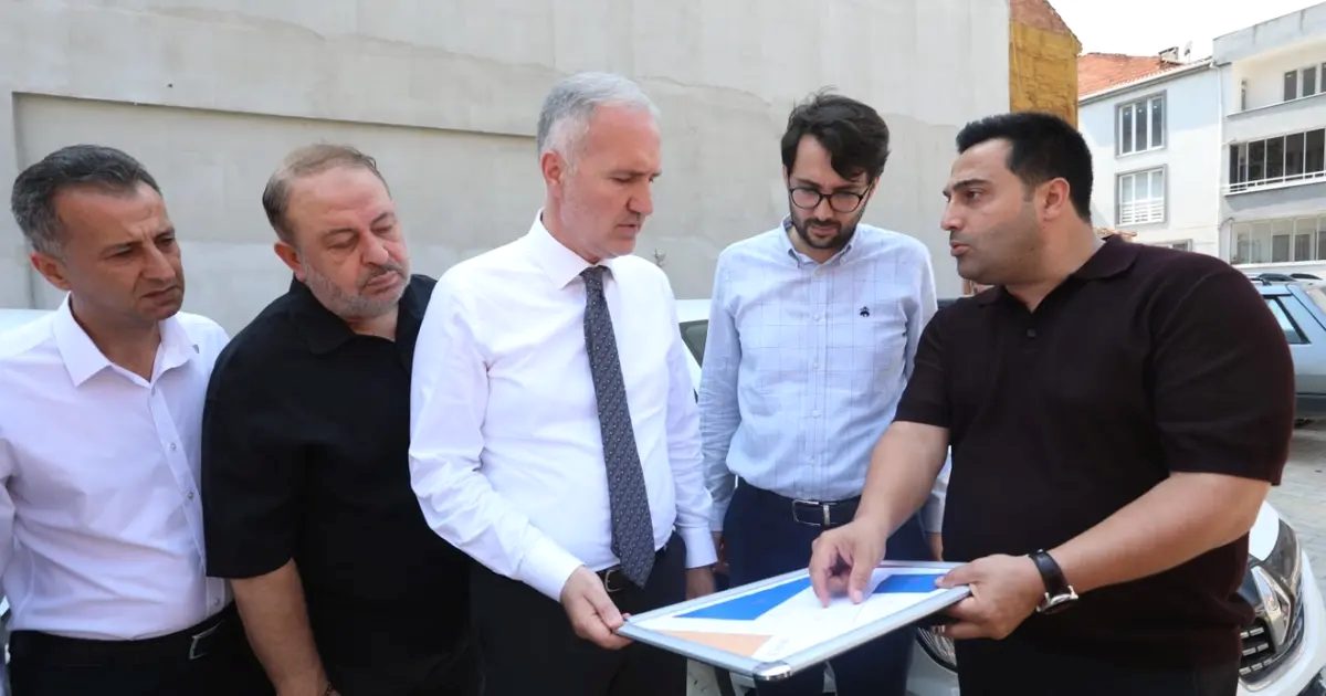 İnegöl'de otopark uygulaması başarıyla tamamlandı. Yeni düzenlemeler ve hizmetler hakkında