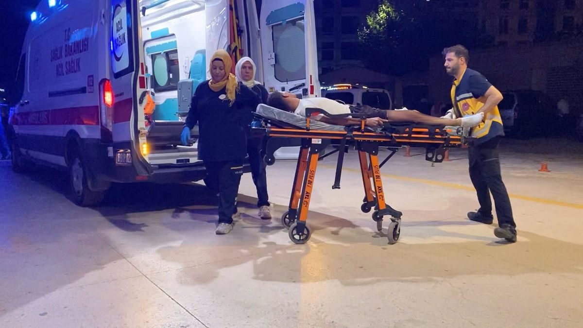 İnegöl'de gerçekleşen silahlı saldırı sonrası genç yaralandı. Olayla ilgili detaylar