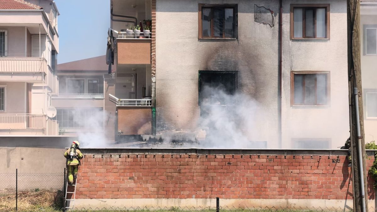 İnegöl'de meydana gelen yangın olayıyla ilgili detaylar ve gelişmeler, resmi