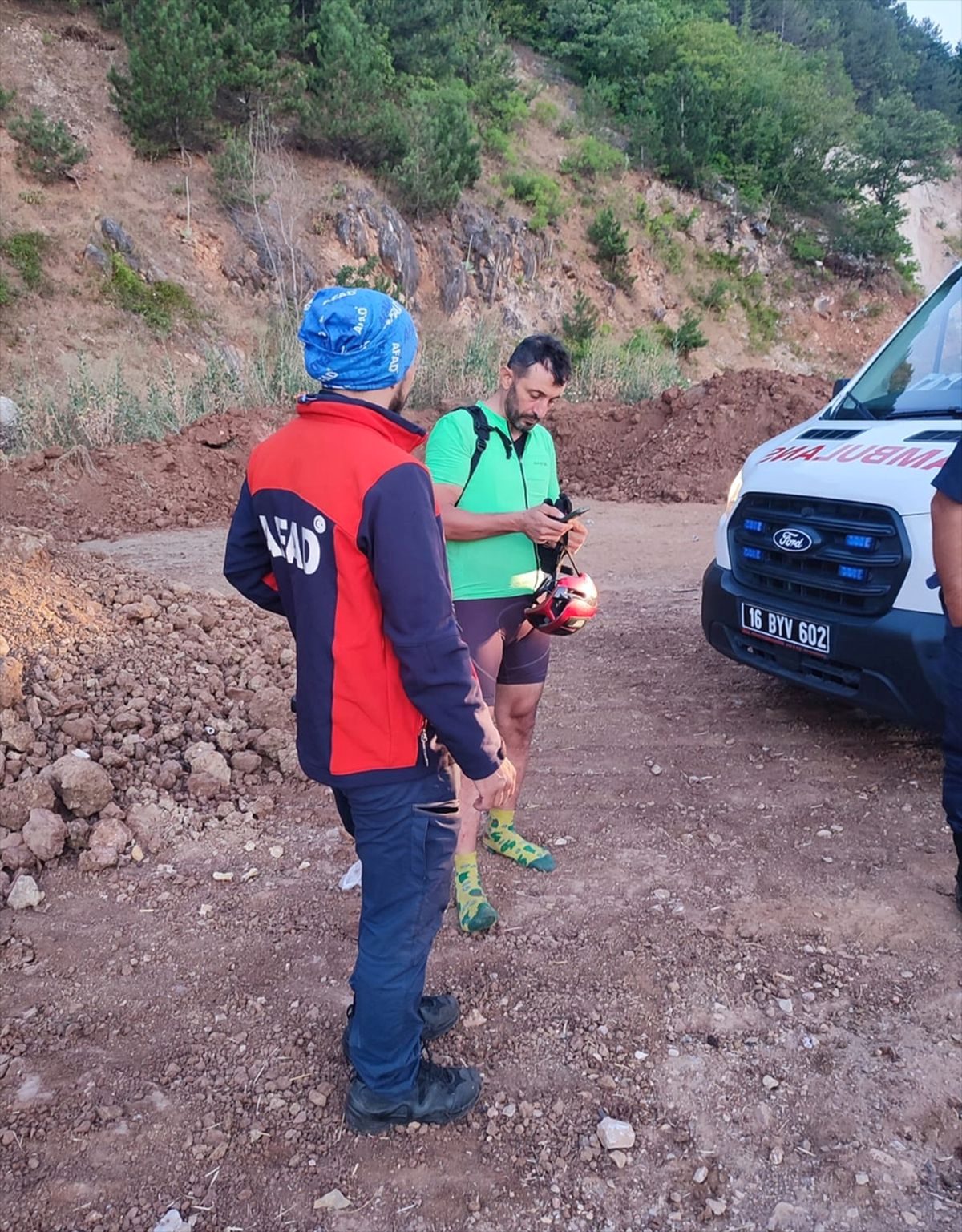 Kestel’de ormanda mahsur kalan bisikletlinin kurtarılma hikayesi ve doğal güzelliklerin