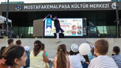 Mustafakemalpaşa'da gerçekleştirilen renkli festival şöleni, kültürel zenginliği ve gelenekleriyle eşsiz