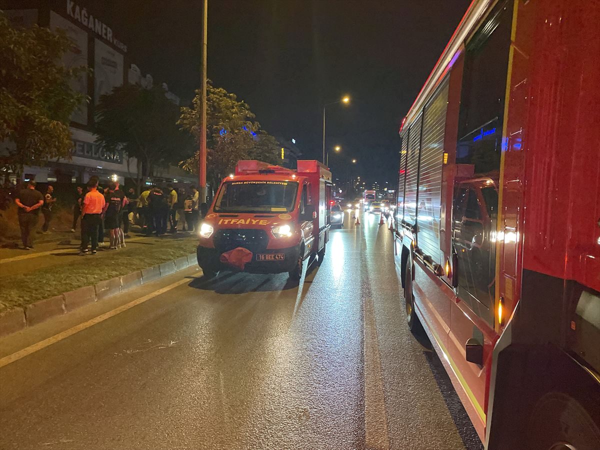 Nilüfer'de otomobilin şarampole yuvarlanmasıyla ilgili detaylar, olayın nedenleri ve güvenlik