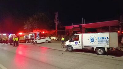 Nilüfer'de meydana gelen trafik kazasında 2 kişi hayatını kaybetti, 2