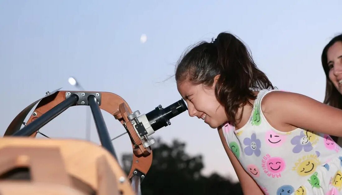 Osmangazi'de gerçekleşen gökyüzü etkinliği ile astronomi tutkunları eşsiz deneyimler yaşadı.