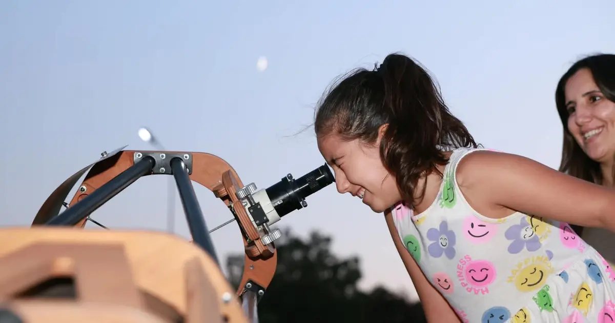 Osmangazi'de gerçekleşen gökyüzü etkinliği ile astronomi tutkunları eşsiz deneyimler yaşadı.