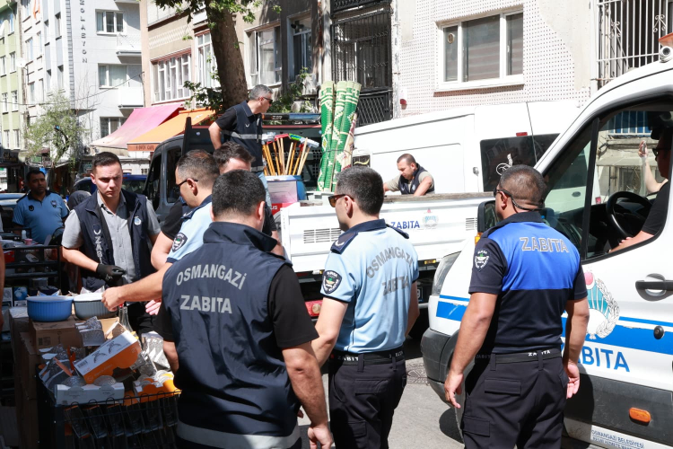 Osmangazi'de kaldırım uygulamaları devam ediyor