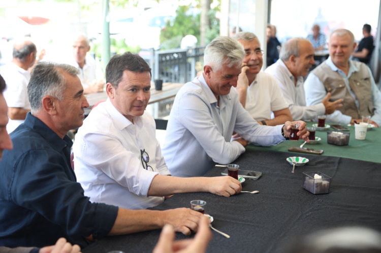 Osmangazi'de Mahalle Ziyareti ve Esnaf İstişaresi