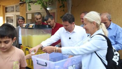 Osmangazi'de vatandaşlar ve esnafla gerçekleştirilen buluşma ve ziyaretler. Toplumun taleplerini