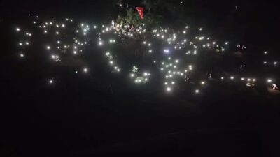 Yenişehir'de düzenlenen gökyüzü gözlem etkinliğine katılarak astronomi tutkunlarıyla birlikte yıldızları