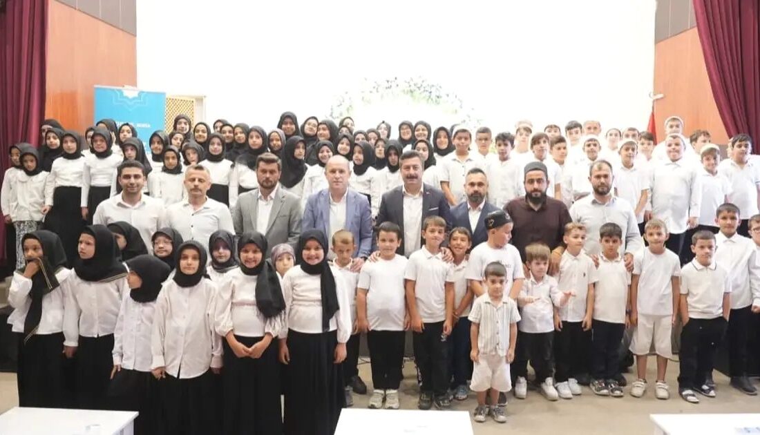 Yenişehir'de düzenlenen Yaz Okulu'nun kapanış töreni, eğlenceli ve verimli geçen