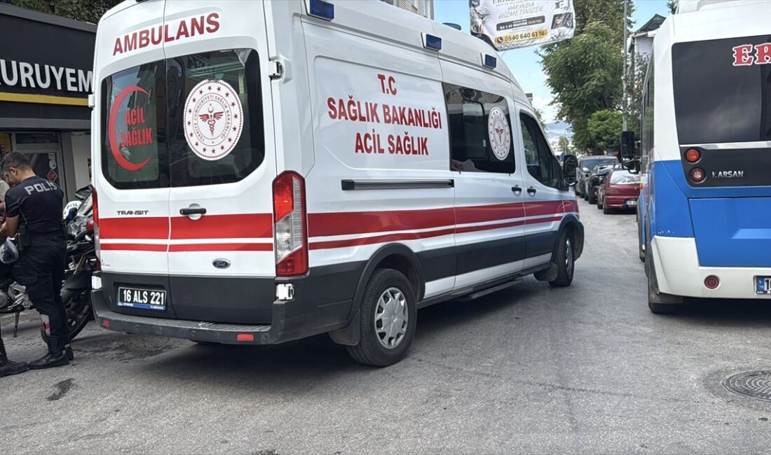 Yıldırım'da akraba arasında çıkan kavga sonucu 6 kişi yaralandı. Olayla