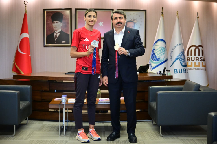 Yıldırım'da Tekvando Şampiyonu Hatice Kübra İlgün