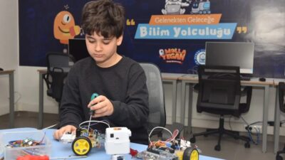 Yıldırım'da Zafer Bayramı Bilim Şenliği ile bilim ve teknolojinin gücünü