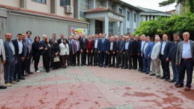 Bursa Büyükşehir Belediye Başkan Vekili Şahin Biba, İnegöl ilçesinde muhtarlarla