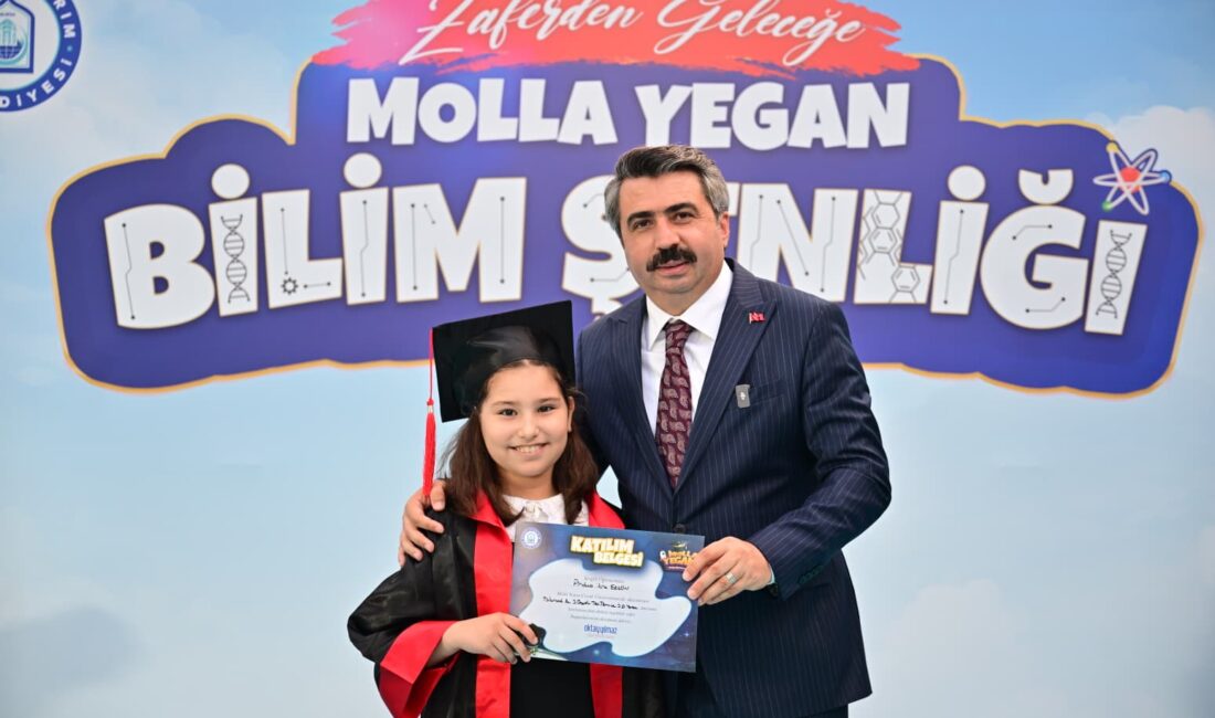 Yıldırım Belediyesi Molla Yegan Çocuk Üniversitesi Yaz Okulu, düzenlenen Bilim