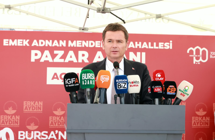 Bursa Emek Mahallesi'nde Yeni Pazar Alanı Açıldı