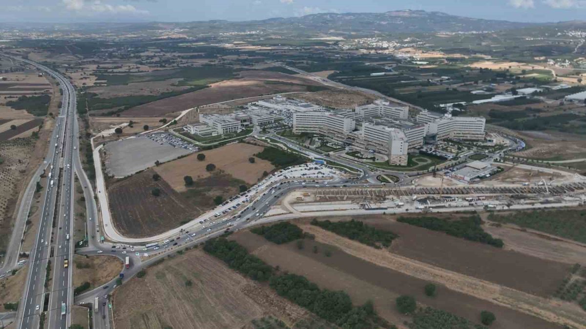 Bursa Emek-Şehir Hastanesi Raylı Sistem Projesinde gelişmeler devam ediyor. Ulaşım
