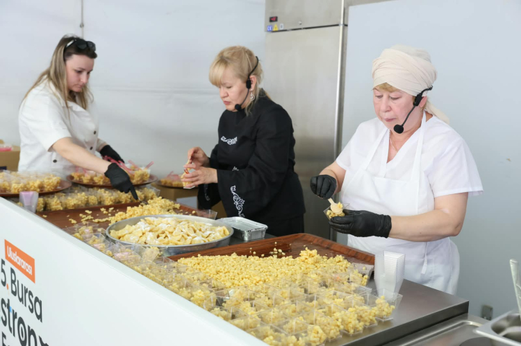 Bursa Gastronomi Festivali'n de Uluslararası Lezzetler