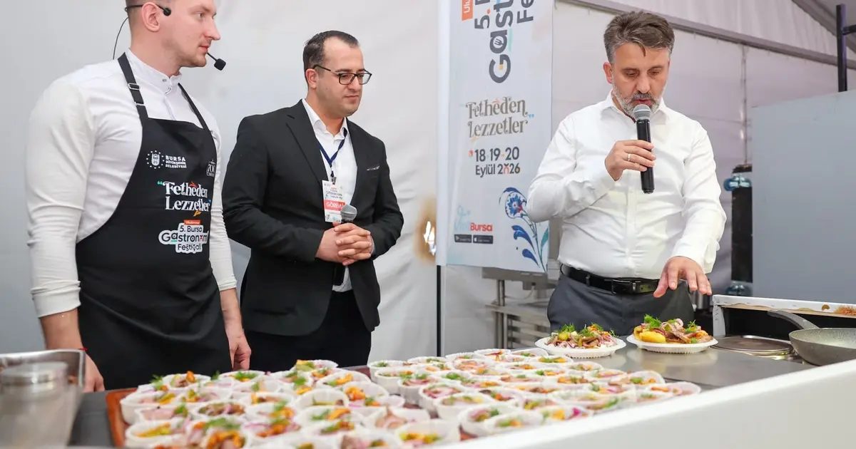 Bursa Gastronomi Festivali'nde uluslararası lezzetler eşsiz tatlar ve kültürel zenginliklerle