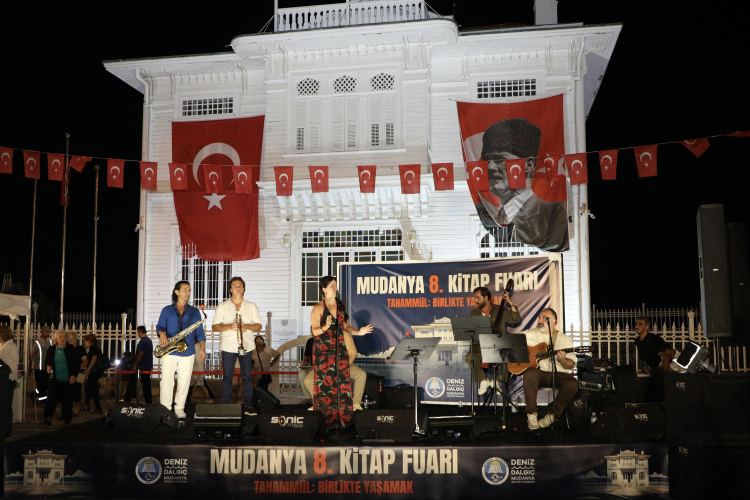 Bursa Mudanya Kitap Fuarı açıldı