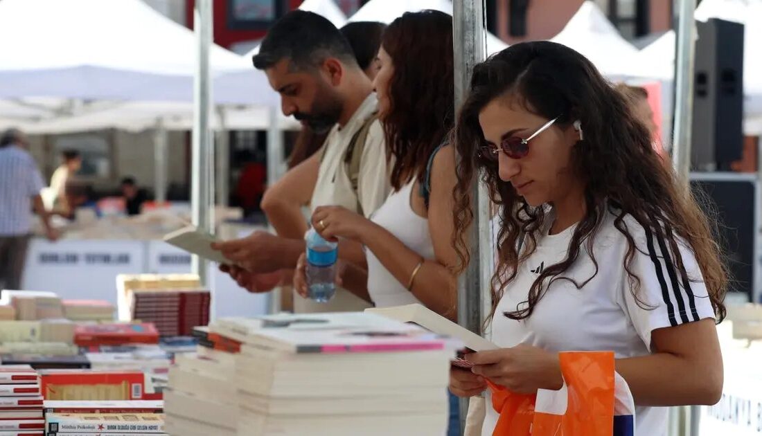 Bursa Mudanya Kitap Fuarı, kültür ve edebiyat tutkunlarını buluşturarak, yeni